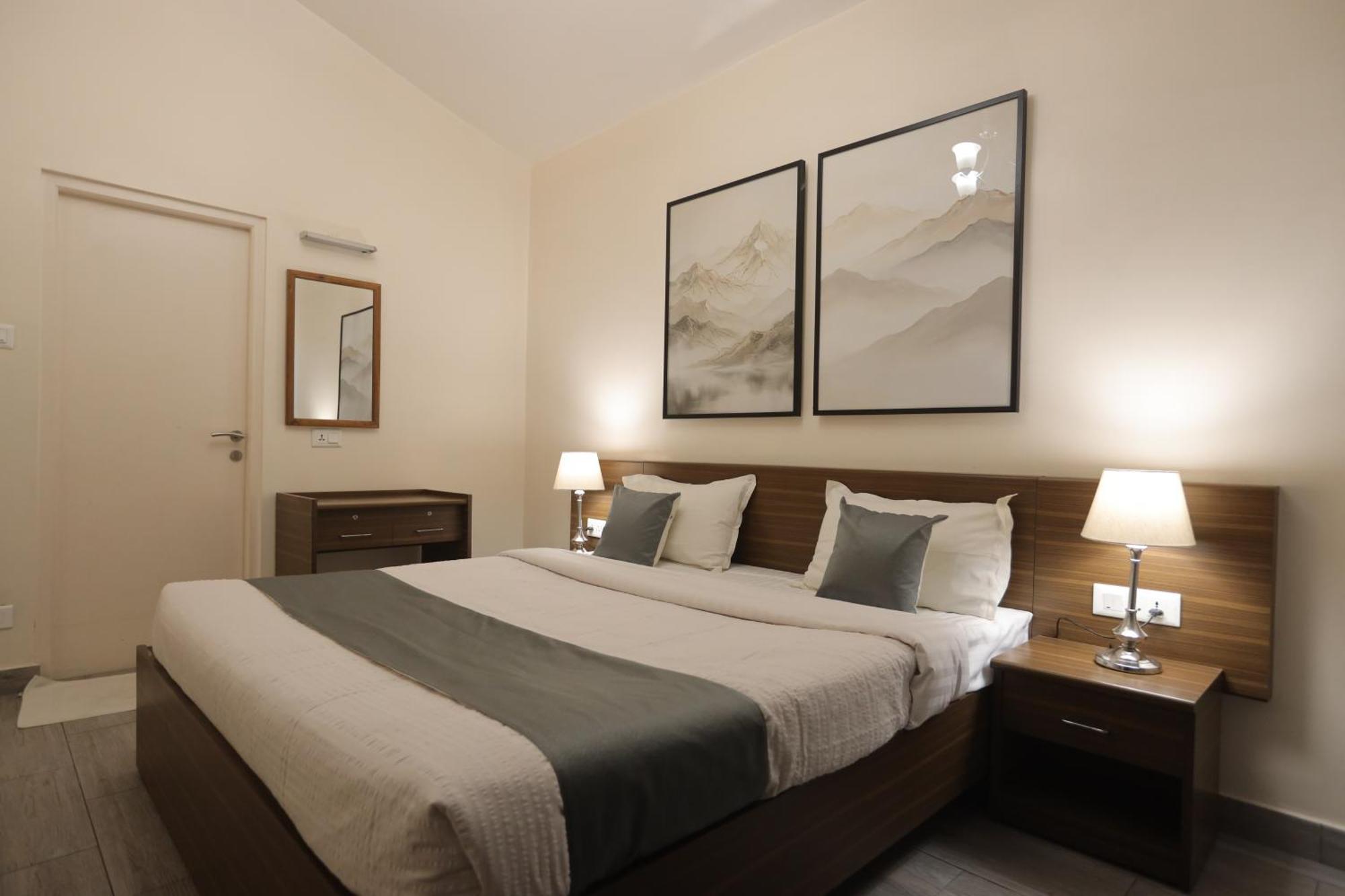 Himalaya Residence Two Bedroom Apartment Balcony
