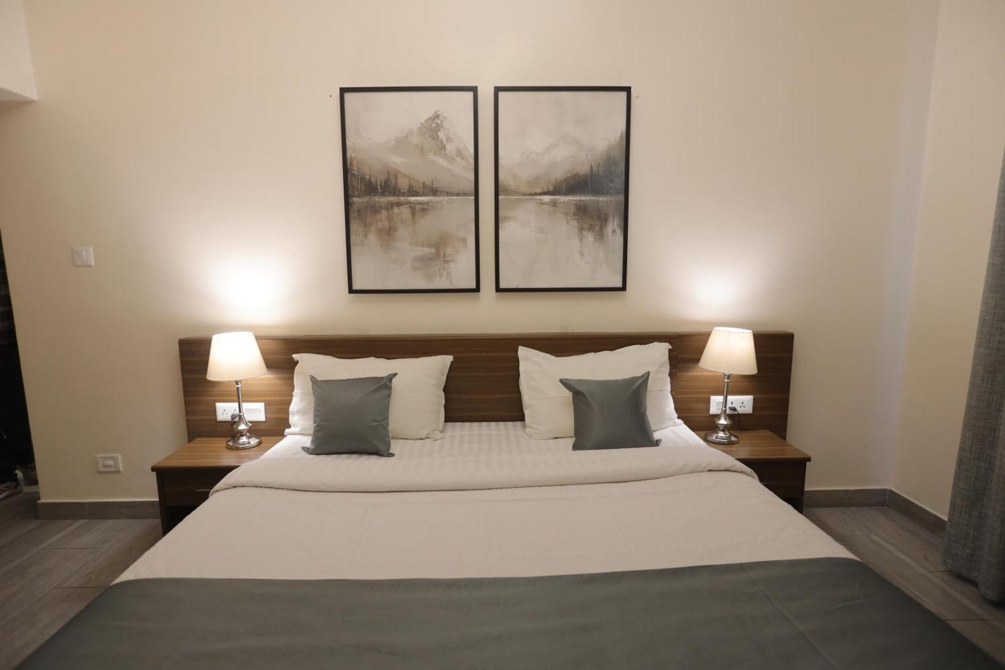 Himalaya Residence Two Bedroom Apartment Balcony