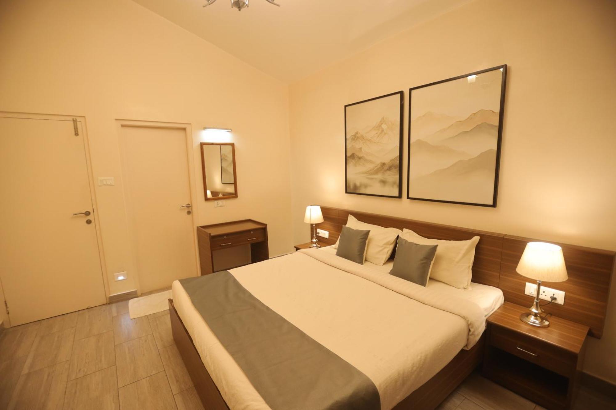 Himalaya Residence Two Bedroom Apartment Balcony